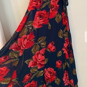 Reformation wrap maxi skirt size L